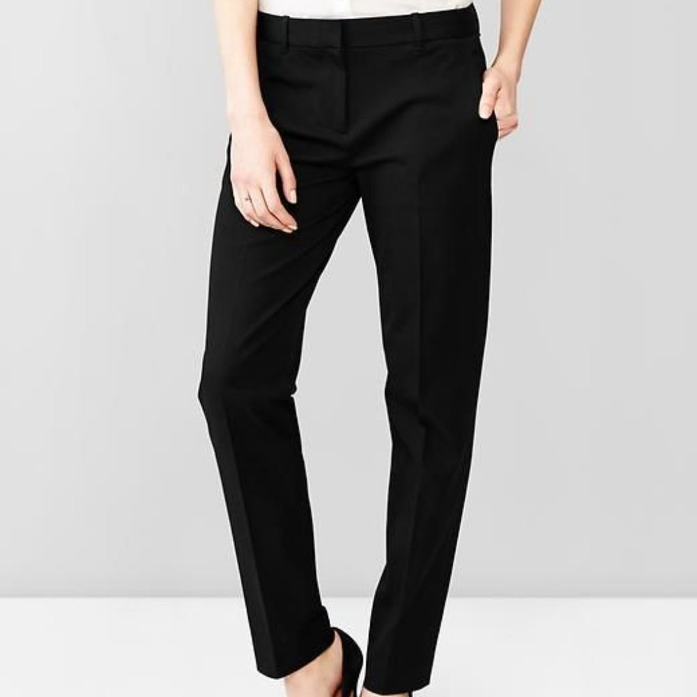 2/$40 // Gap True Straight Ankle Trouser